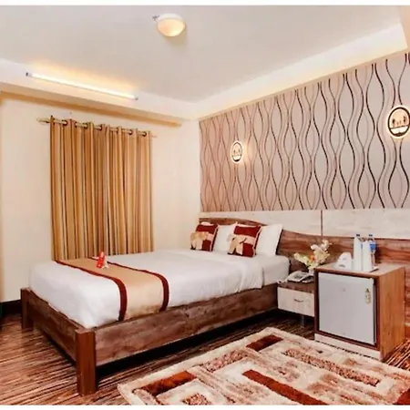 Lotus# Grand Heritage S-Pool Premium Class Beach Front Hotel In Puri